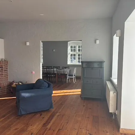 Charlottenhof Apartamento